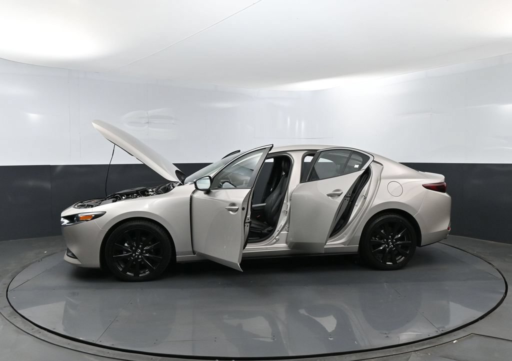 Used 2024 MAZDA MAZDA3 s FWD image 29