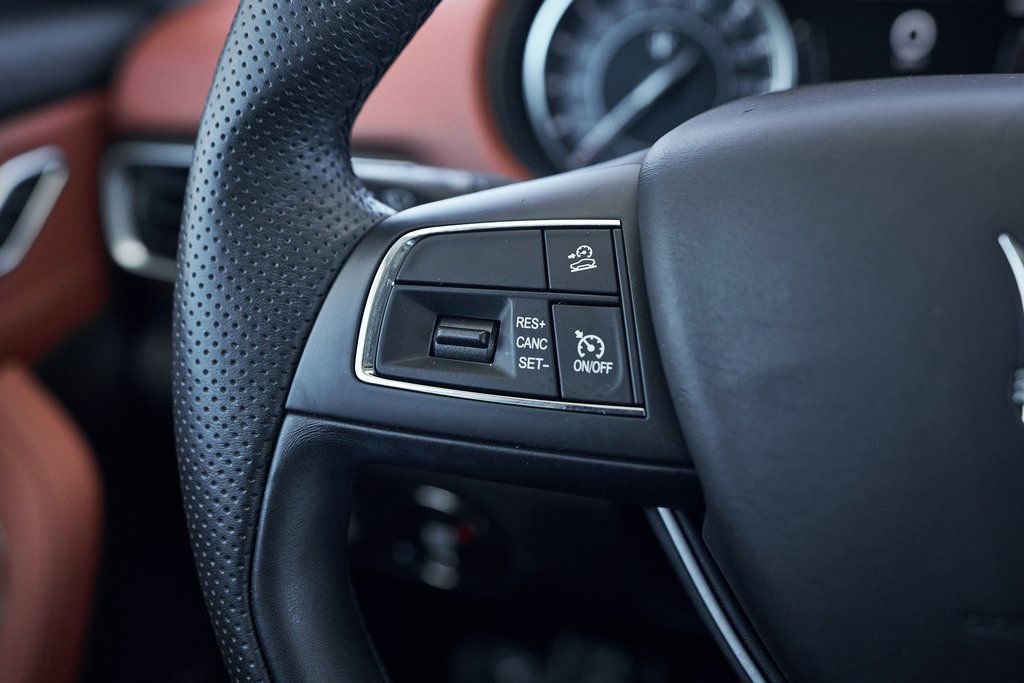 Used 2022 Maserati Levante GT image 36