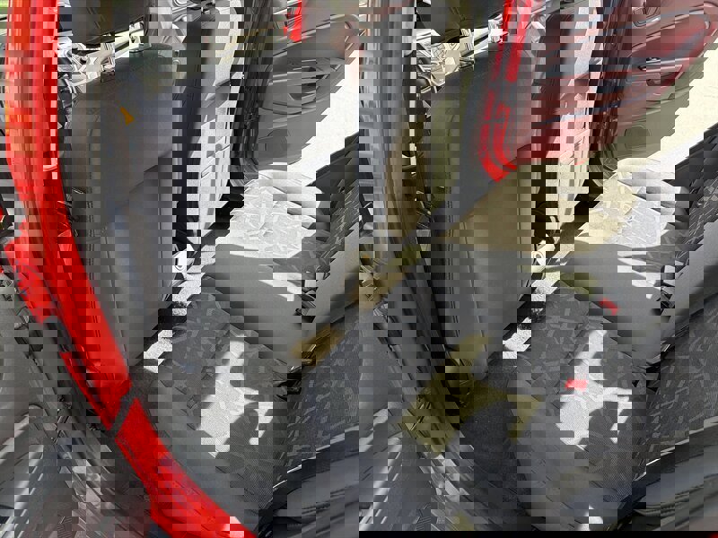 Used 2013 Ford Fiesta SE image 23