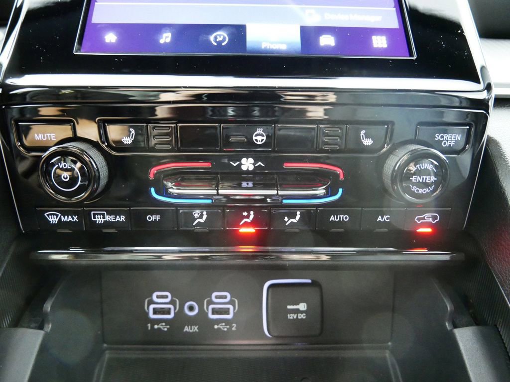 Certified 2024 Jeep Grand Cherokee Altitude image 48