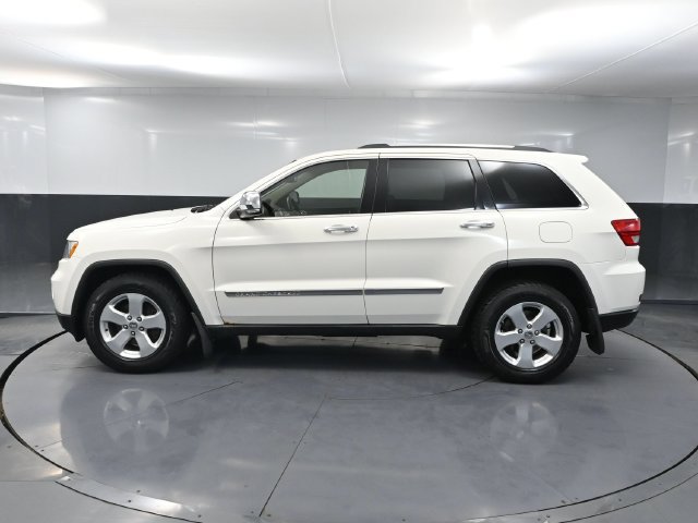 Used 2011 Jeep Grand Cherokee Limited AWD/4WD image 6
