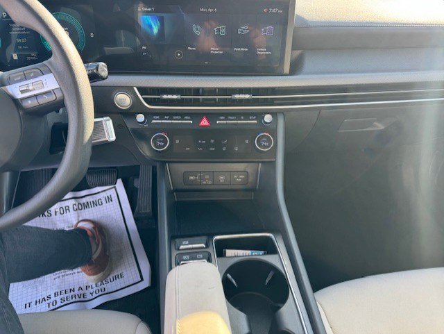 Used 2025 Hyundai Sonata SEL image 18