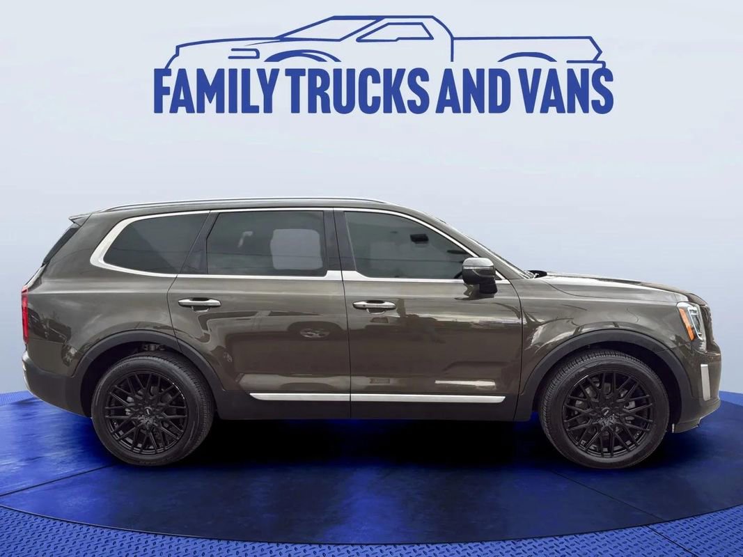 Used 2020 Kia Telluride S w/ S 8 Passenger Seating Package AWD/4WD image 6