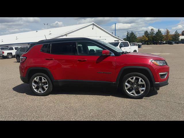 Used 2018 Jeep Compass Limited w/ Navigation Group AWD/4WD image 32