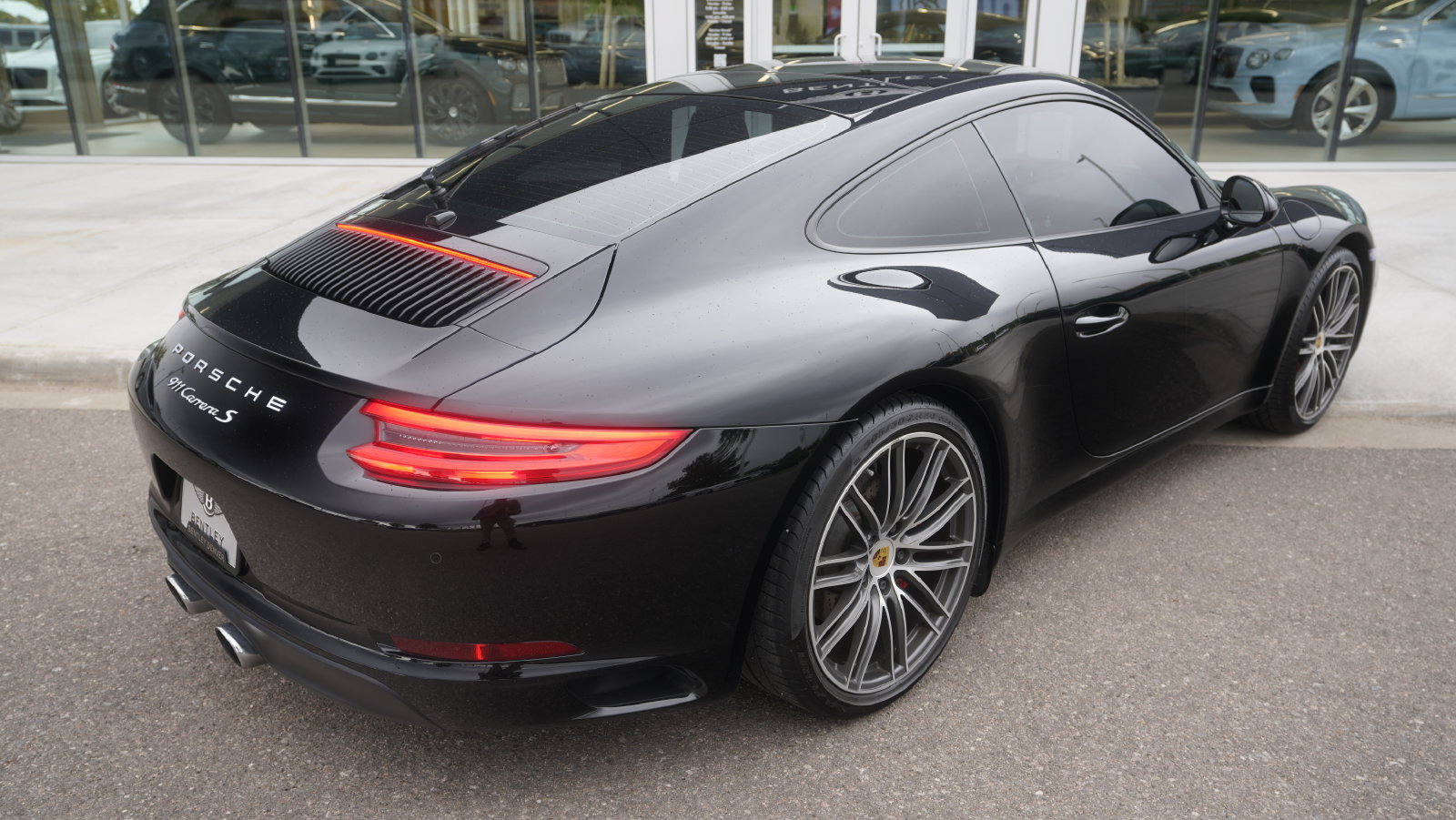 Used 2017 Porsche 911 Carrera S RWD image 14