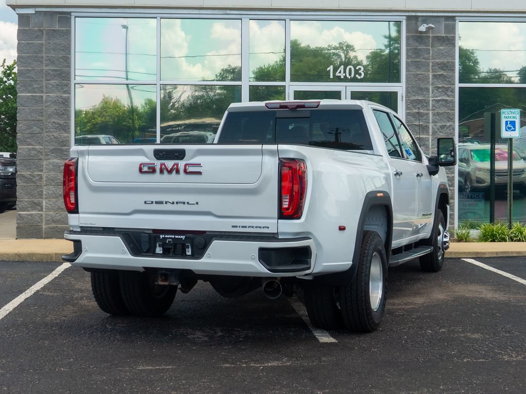 Used 2020 GMC Sierra 3500 Denali w/ Denali Ultimate Package AWD/4WD image 2