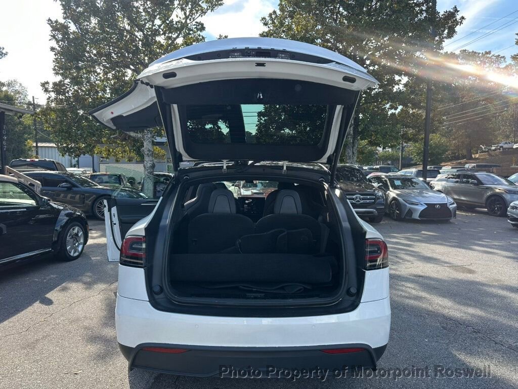Used 2023 Tesla Model X Plaid image 18
