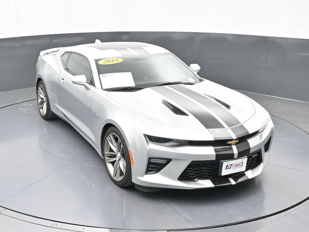 Used 2018 Chevrolet Camaro SS RWD image 59