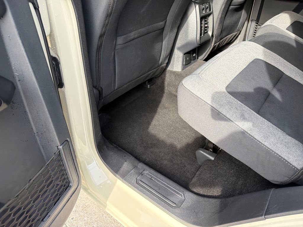 Used 2025 Ford Bronco Big Bend image 39