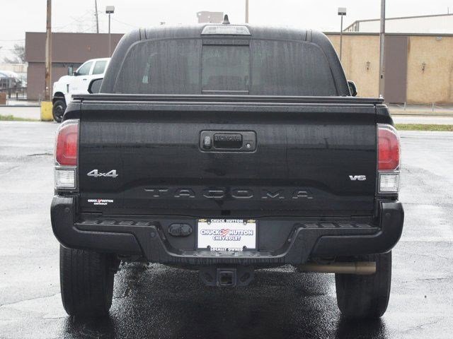 Used 2022 Toyota Tacoma Limited image 3