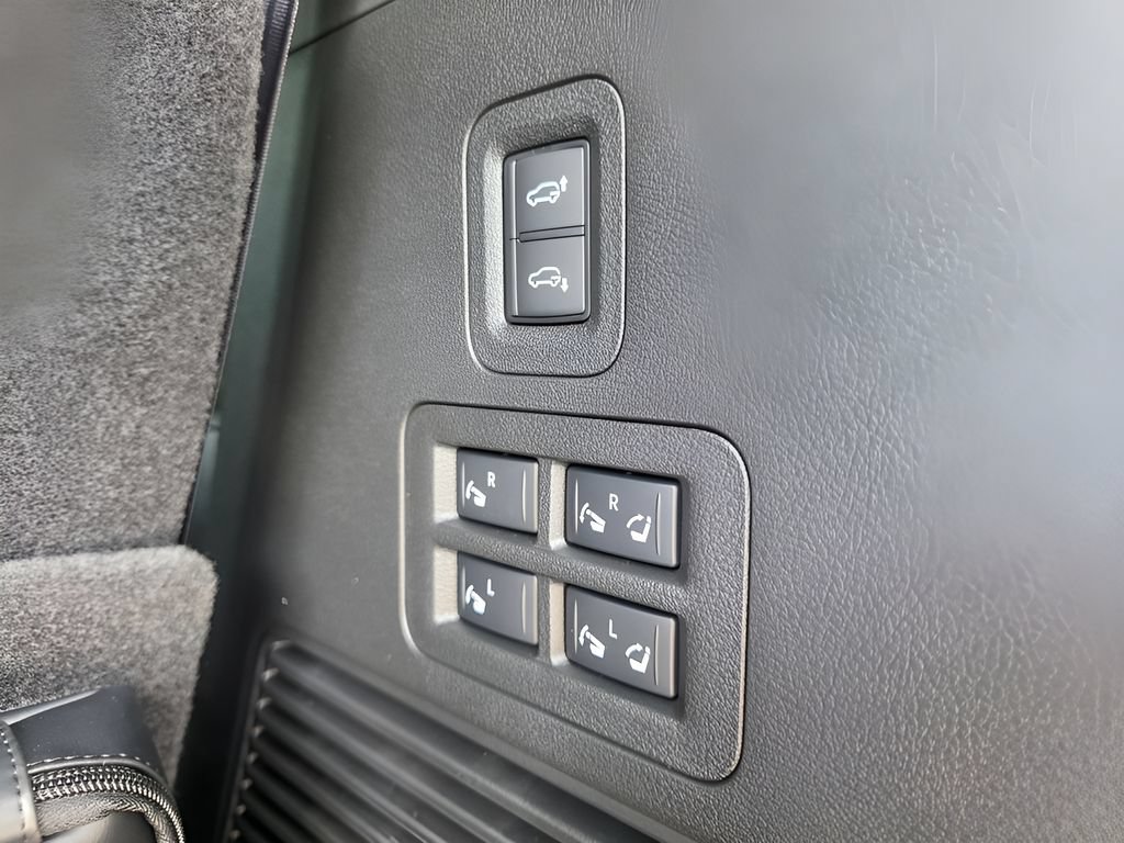 New 2026 Nissan Armada Platinum Reserve AWD/4WD image 7