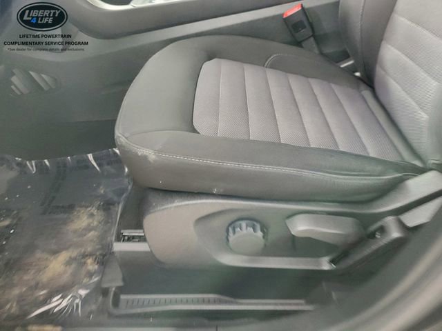 Used 2024 Ford Edge SE w/ Black Appearance Package image 14