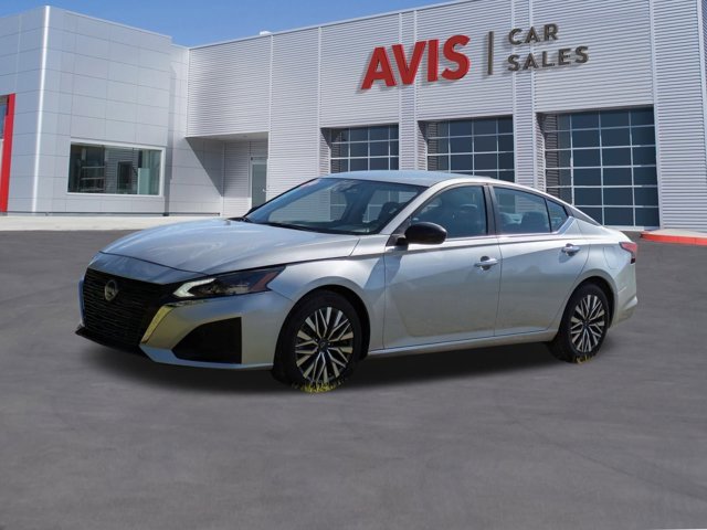 Used 2024 Nissan Altima 2.5 SV