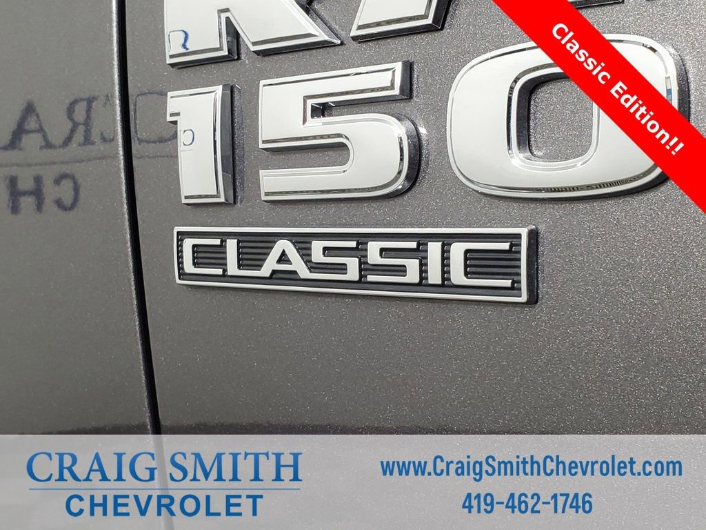 Used 2024 RAM 1500 Classic SLT image 7