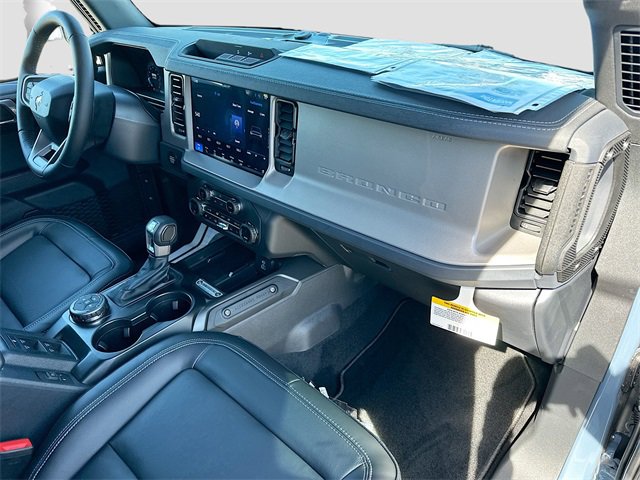 Used 2025 Ford Bronco Outer Banks image 29