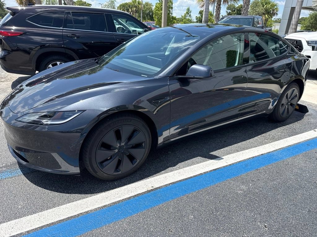 Used 2025 Tesla Model 3 Long Range RWD image 4