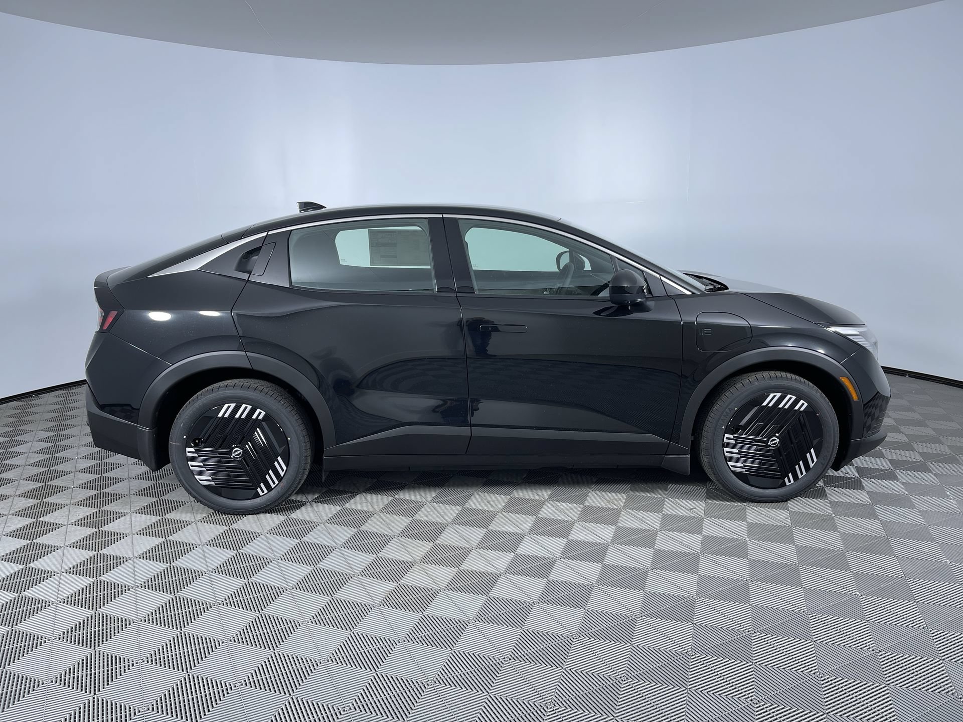 New 2026 Nissan Leaf w/ Floor Mat Package (S+) FWD image 10