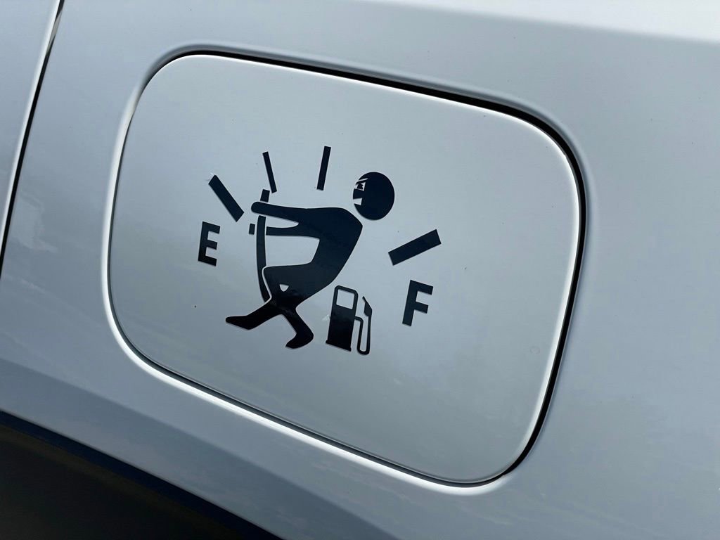 Used 2023 Chevrolet TrailBlazer RS w/ Convenience Package image 27