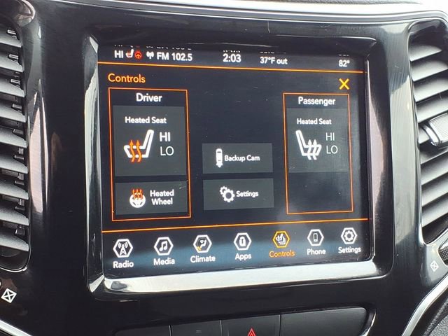 Used 2020 Jeep Cherokee Limited image 19