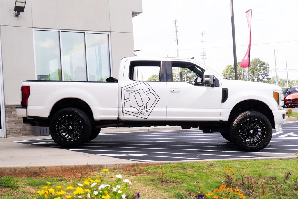 Used 2019 Ford F250 Platinum w/ Platinum Ultimate Package AWD/4WD image 8
