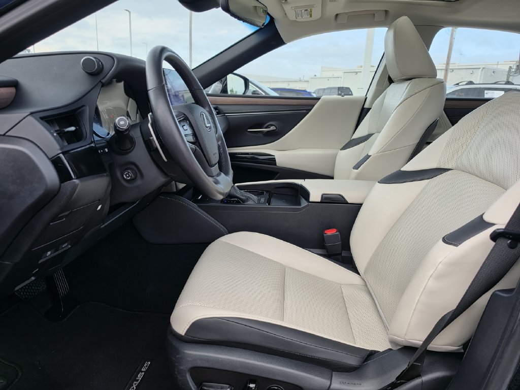 Used 2024 Lexus ES 350 w/ Premium Package FWD image 26