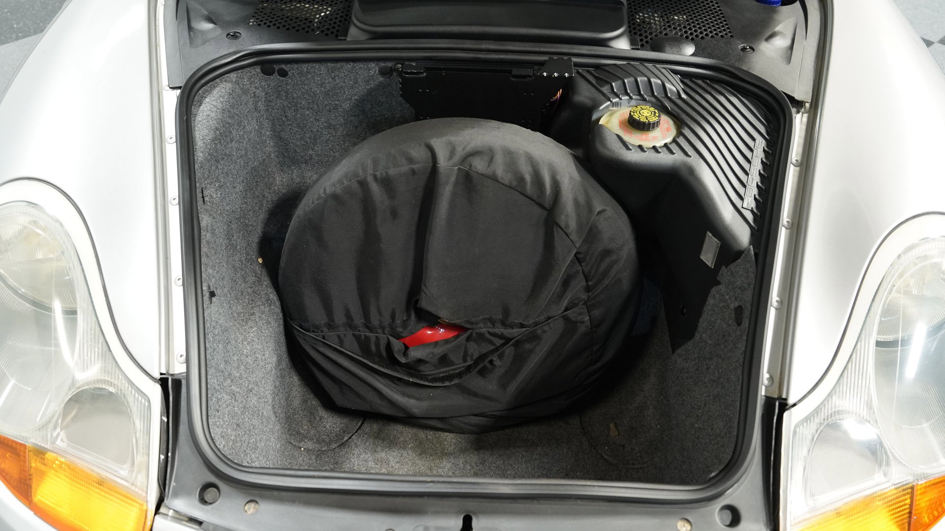 Used 1998 Porsche Boxster image 26