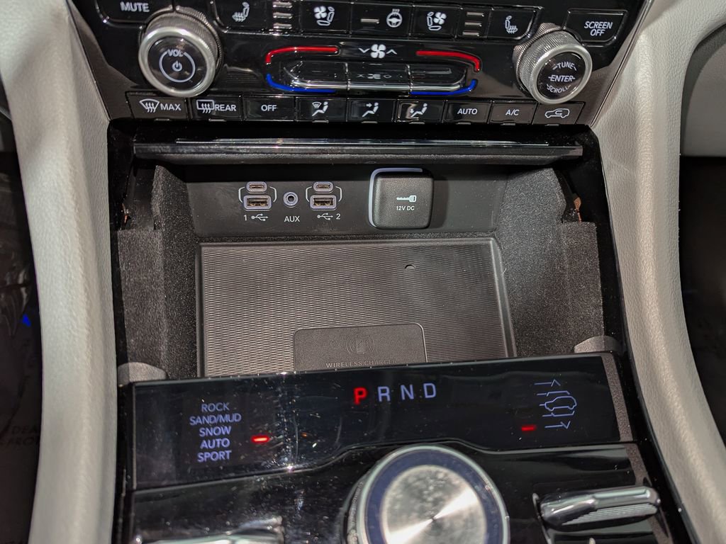 Used 2022 Jeep Grand Cherokee Overland w/ Adv Protech Group III image 26