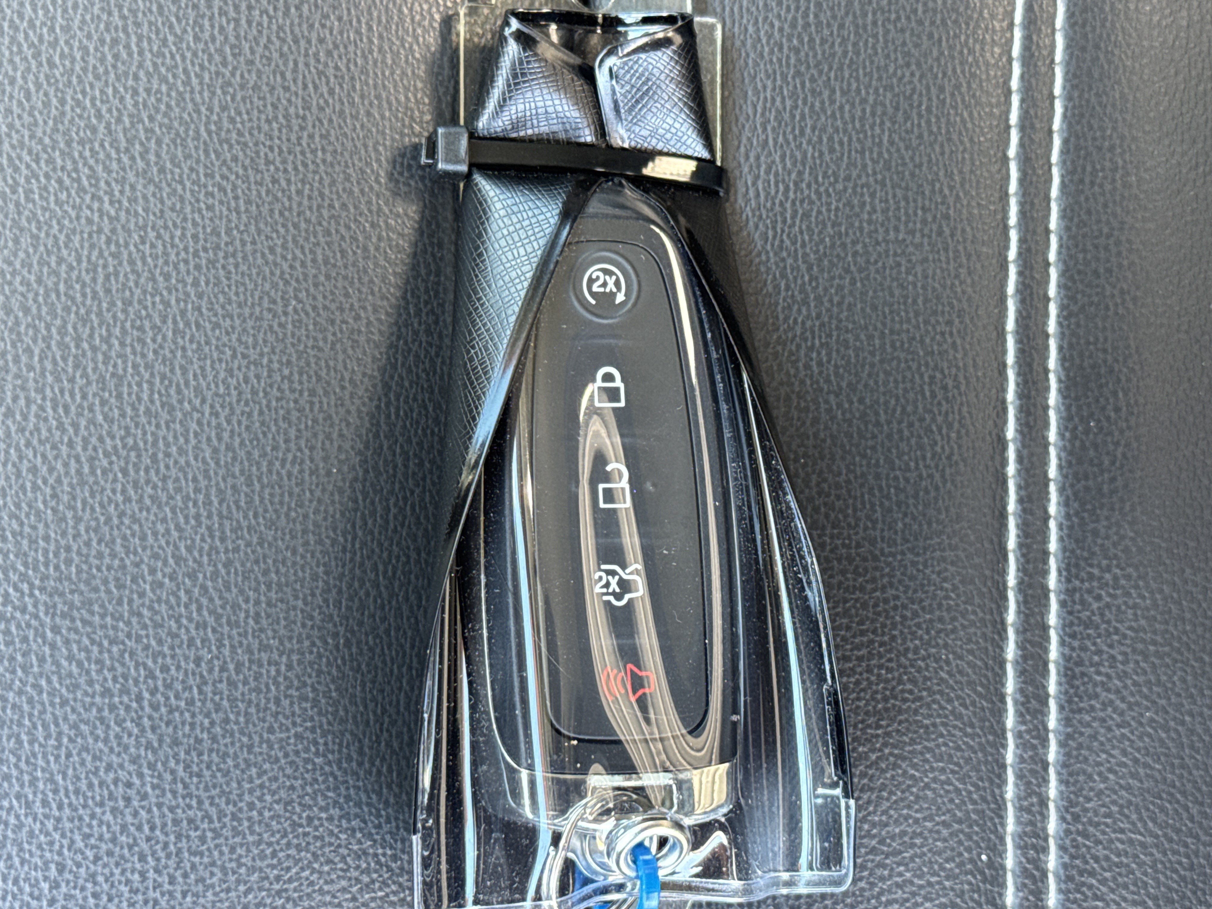 Used 2019 Ford Escape SEL FWD image 25