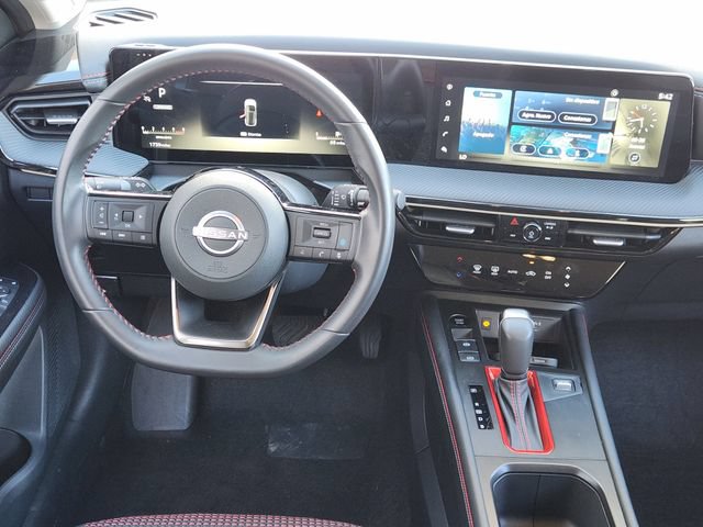 Used 2025 Nissan Kicks SR FWD image 21