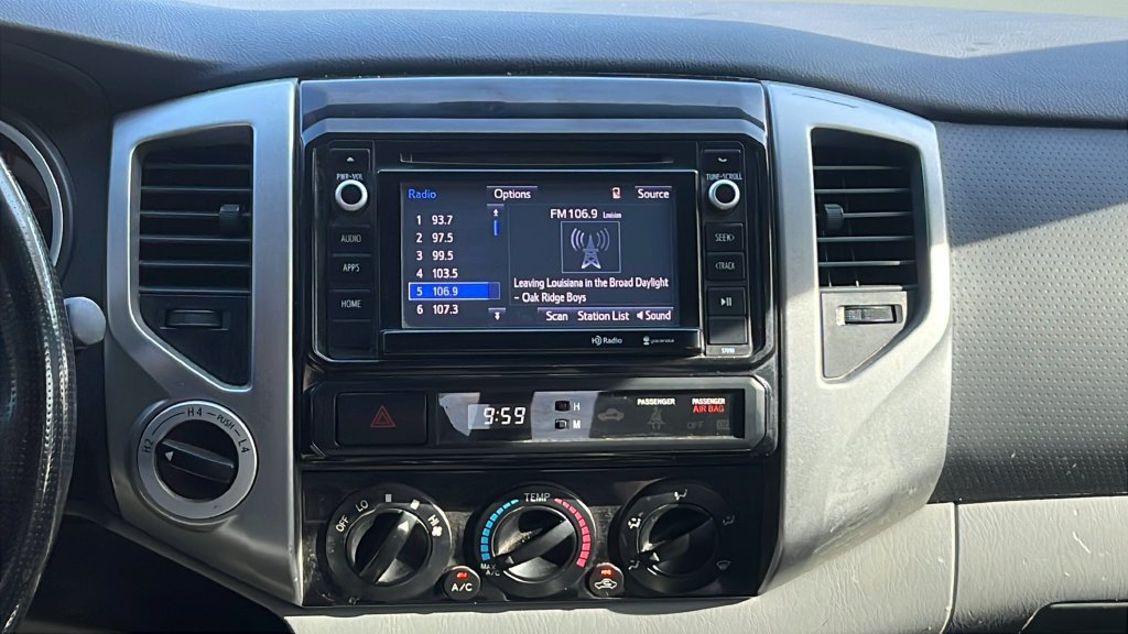 Used 2014 Toyota Tacoma 4x4 Double Cab w/ TRD Off-Road Package image 14