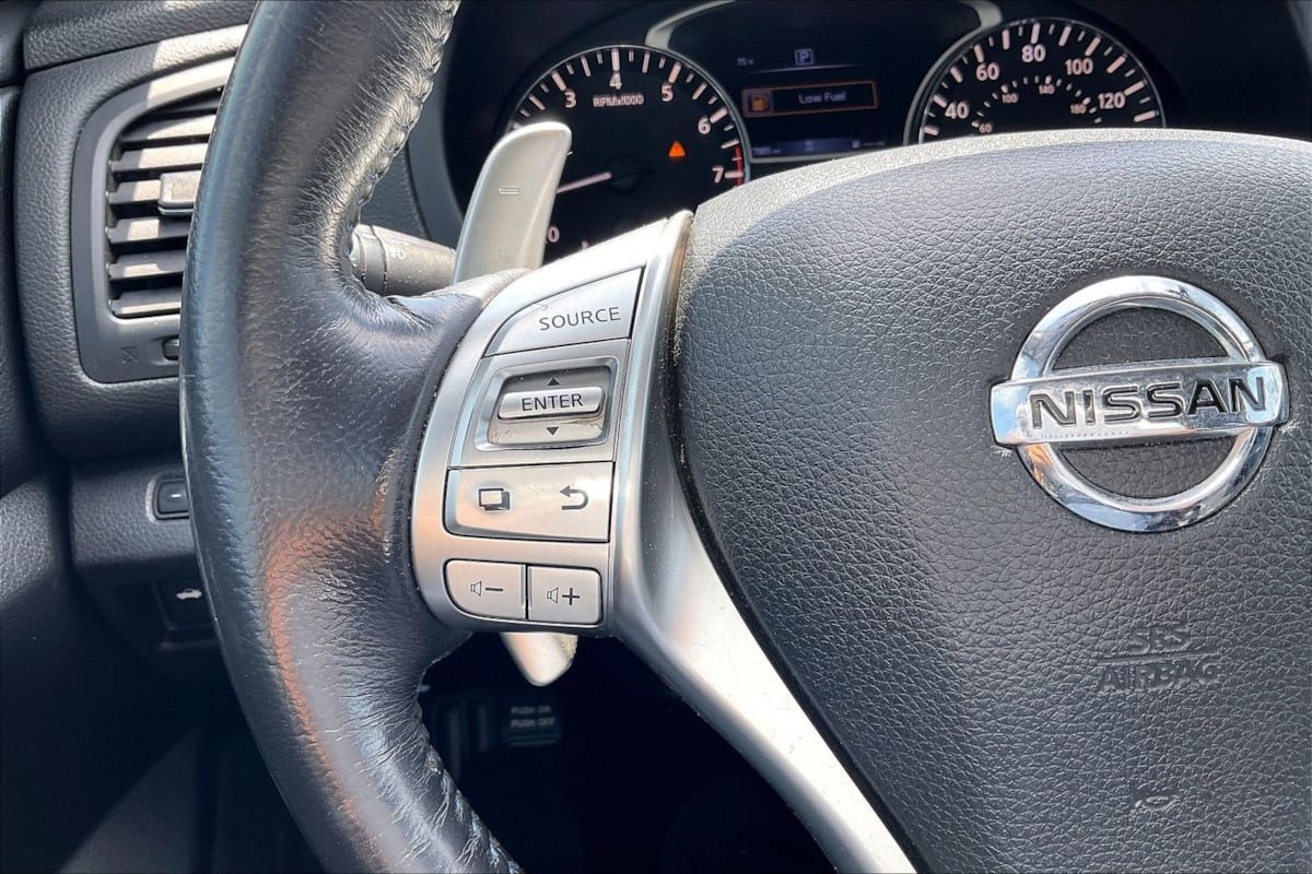 Used 2018 Nissan Altima 2.5 SR w/ SR Midnight Edition FWD image 18