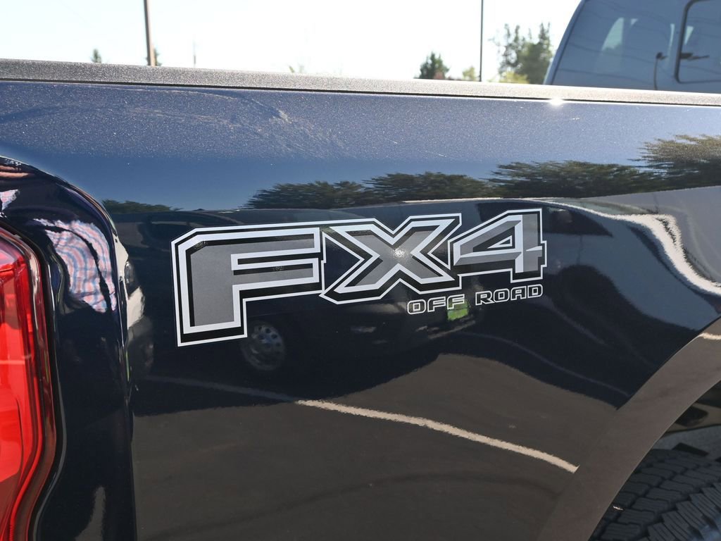 New 2025 Ford F350 Lariat w/ Lariat Ultimate Package image 16