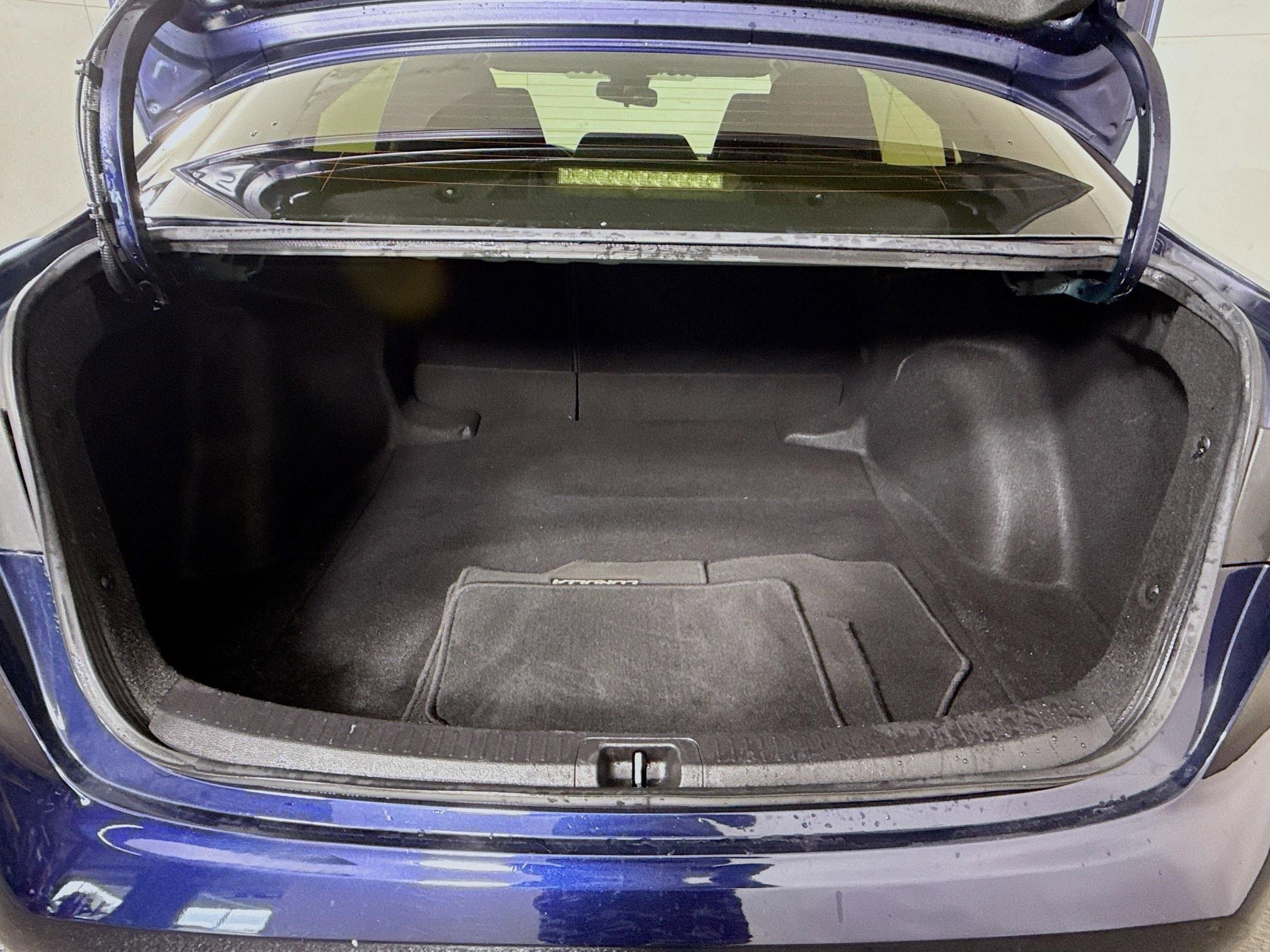 Used 2021 Toyota Corolla LE image 34