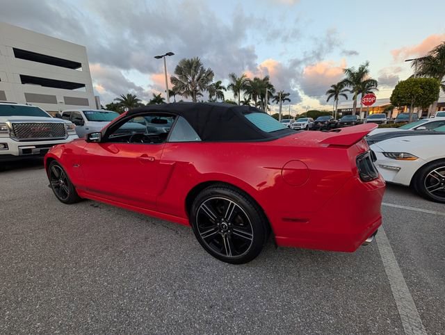 Used 2013 Ford Mustang GT Premium image 9