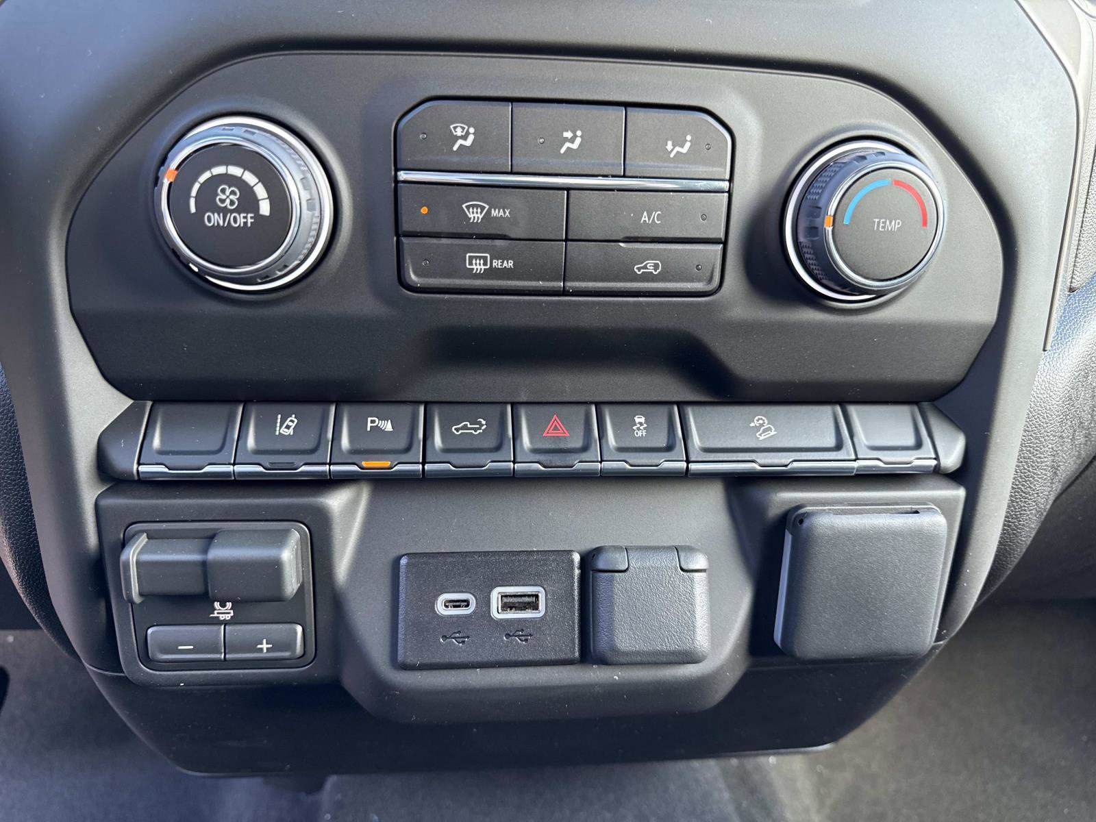 New 2026 Chevrolet Silverado 2500 Custom w/ Custom Value Package image 25