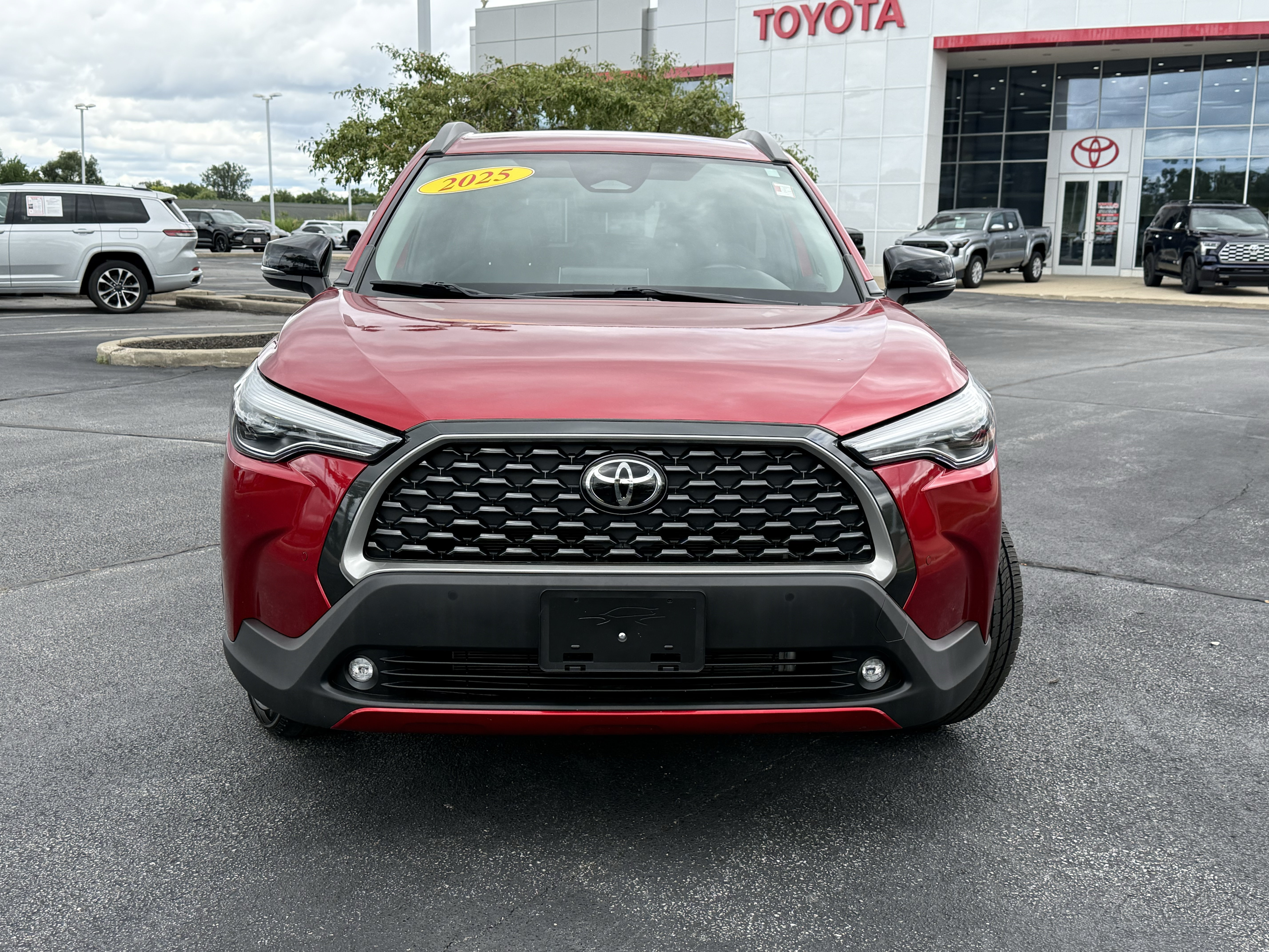 Certified 2025 Toyota Corolla Cross XLE AWD/4WD image 2