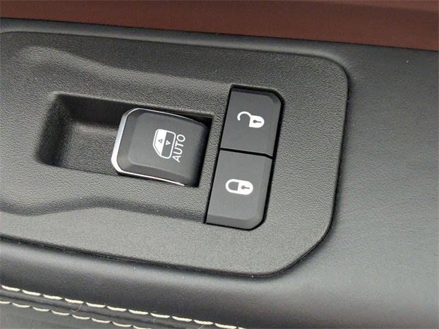 Used 2025 RAM 2500 Limited image 37