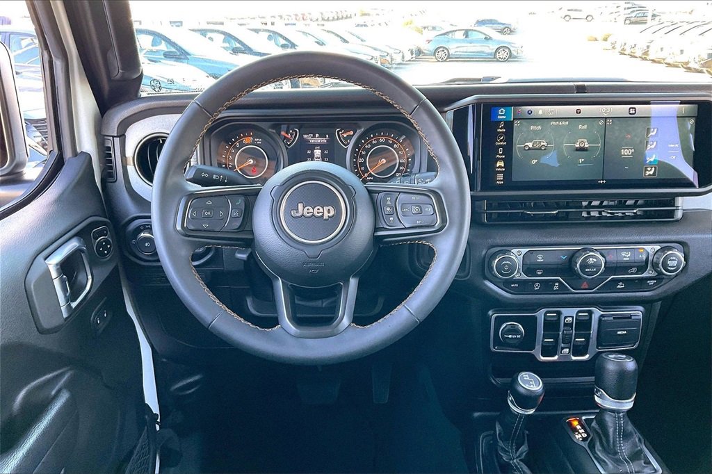 Used 2024 Jeep Wrangler Sport S image 5