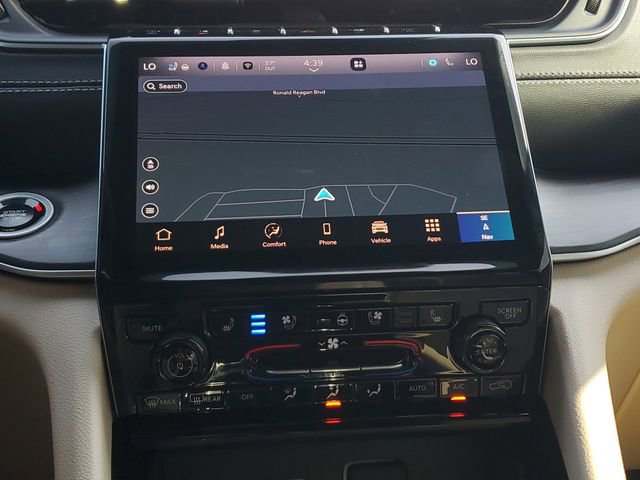 Certified 2025 Jeep Grand Cherokee Limited w/ Luxury Tech Group II image 32