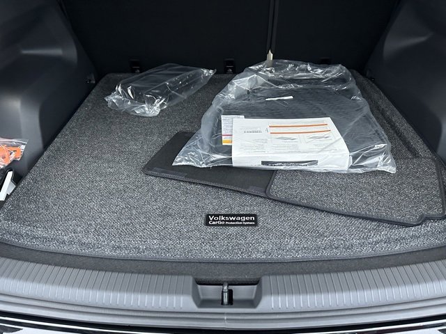 New 2026 Volkswagen Atlas Cross Sport SE image 17