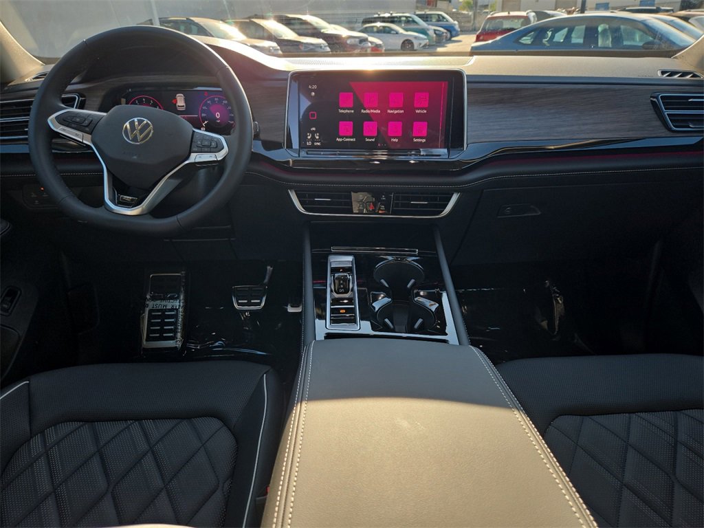 New 2025 Volkswagen Atlas SEL Premium R-Line image 16