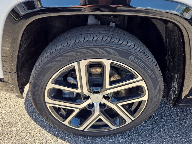 Used 2024 Jeep Compass Limited w/ Elite Group AWD/4WD image 18