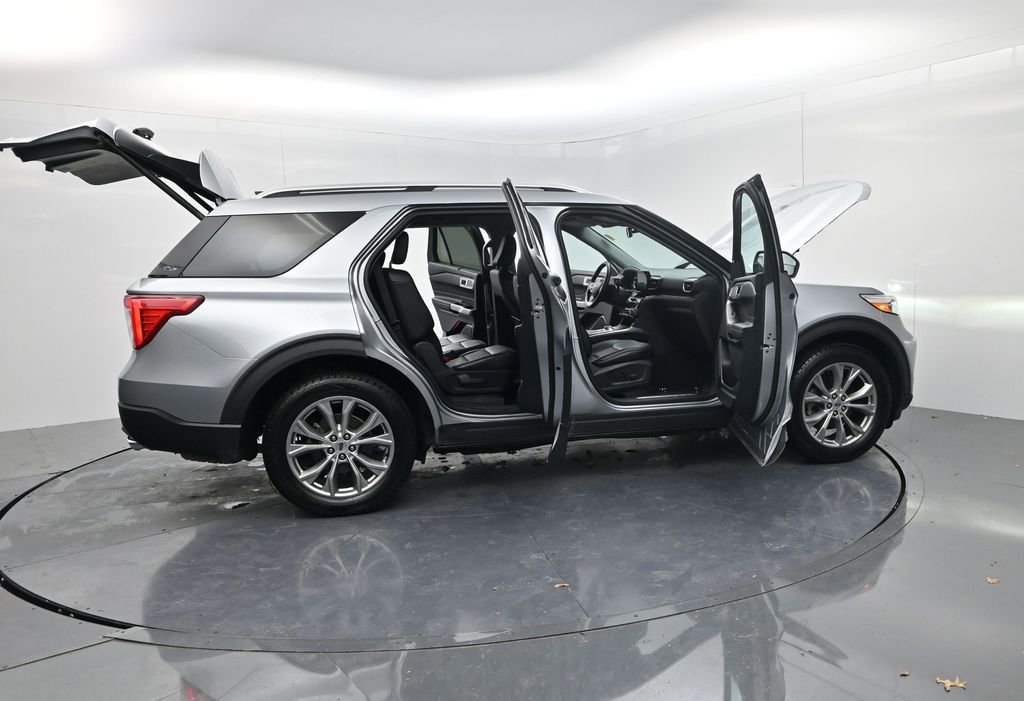 Used 2023 Ford Explorer Limited image 63