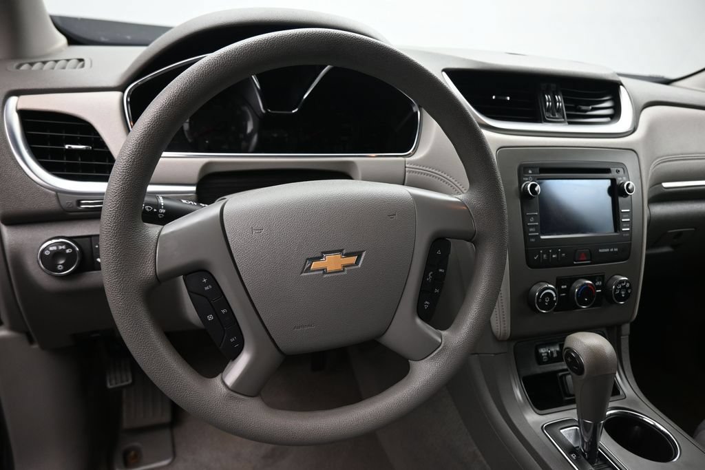 Used 2016 Chevrolet Traverse LS FWD image 14