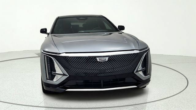 Used 2024 Cadillac Lyriq Tech RWD image 2