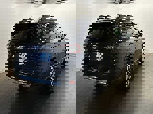 Used 2023 Subaru Outback Limited image 35