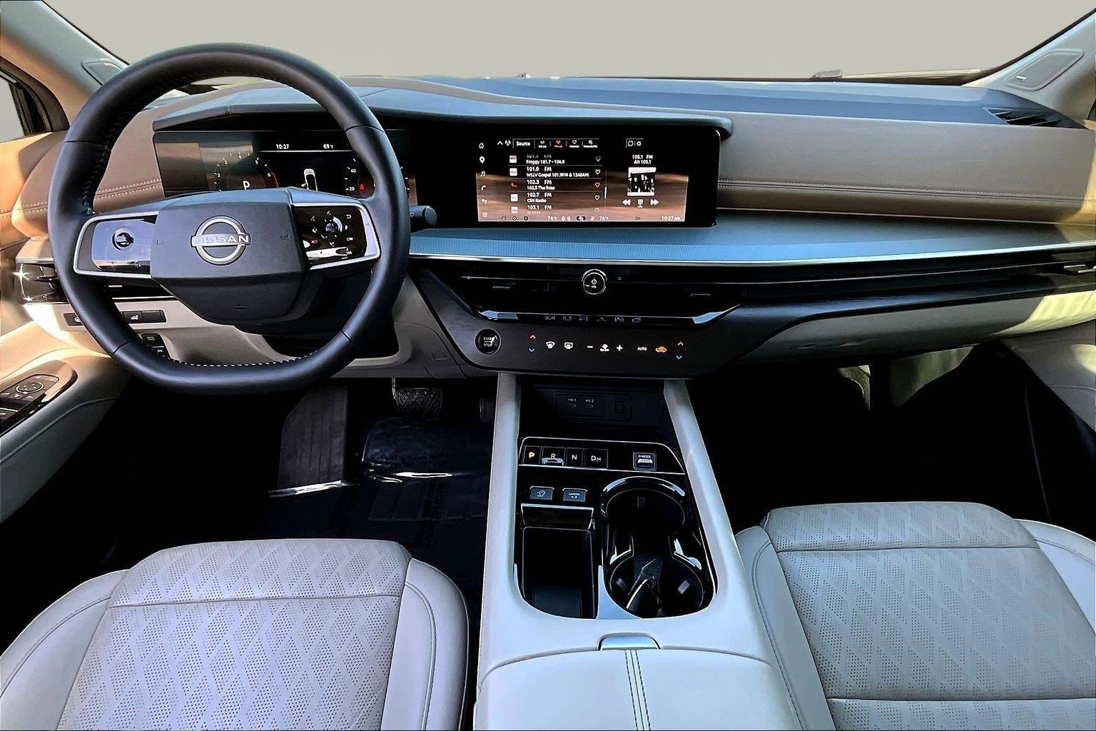 Used 2025 Nissan Murano Platinum w/ Cargo Package image 7