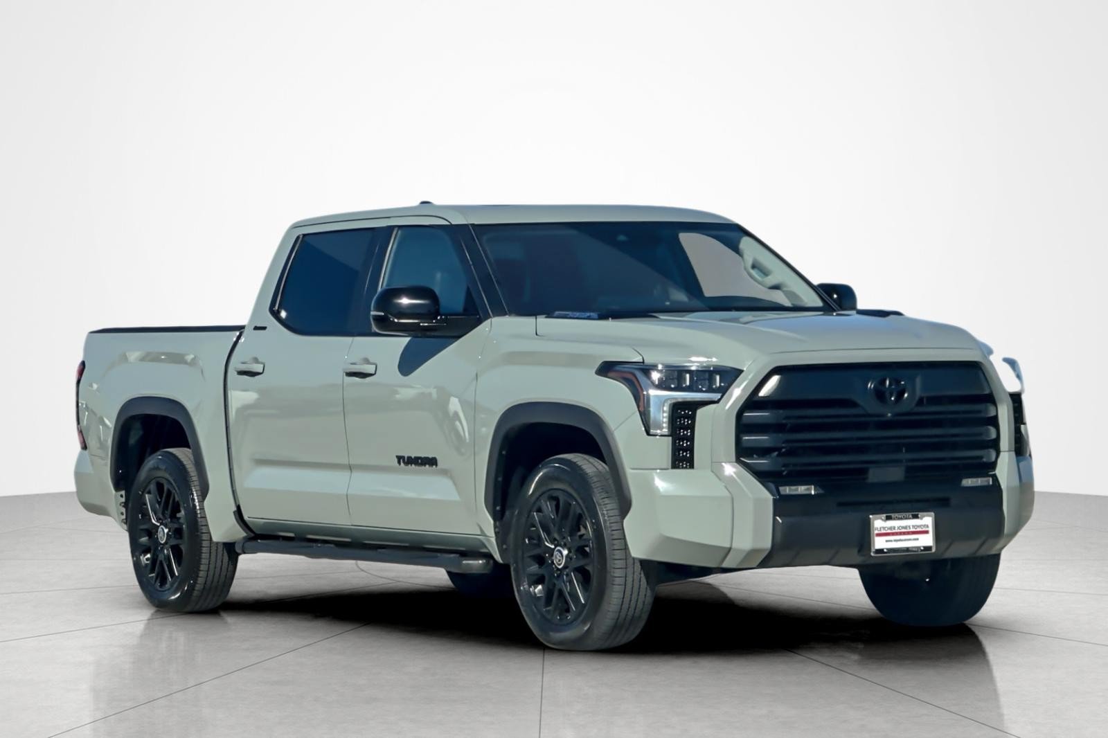 Used 2024 Toyota Tundra Limited AWD/4WD image 7
