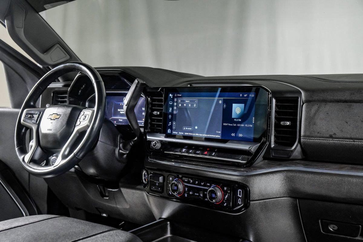 Used 2024 Chevrolet Silverado 3500 LTZ w/ LTZ Convenience Package image 23