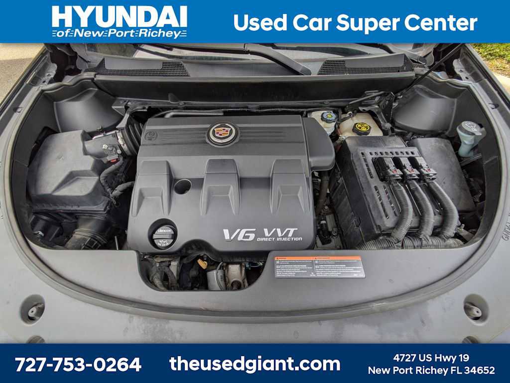 Used 2016 Cadillac SRX Luxury w/ Driver Awareness Package AWD/4WD image 16